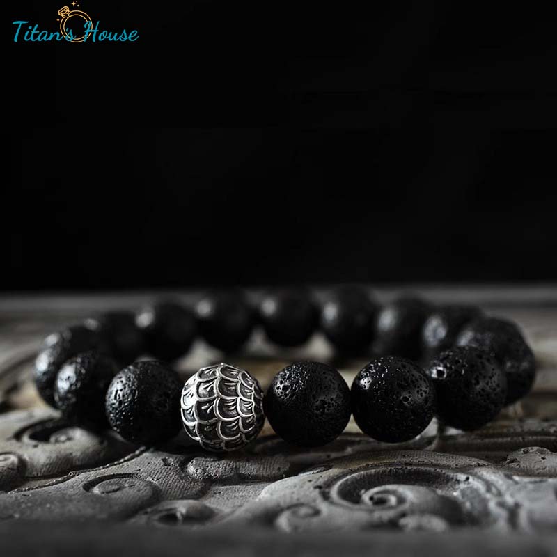 Vòng tay - Chuỗi đá núi lửa tự nhiên kèm charm Titan - Titan's House - C001T
