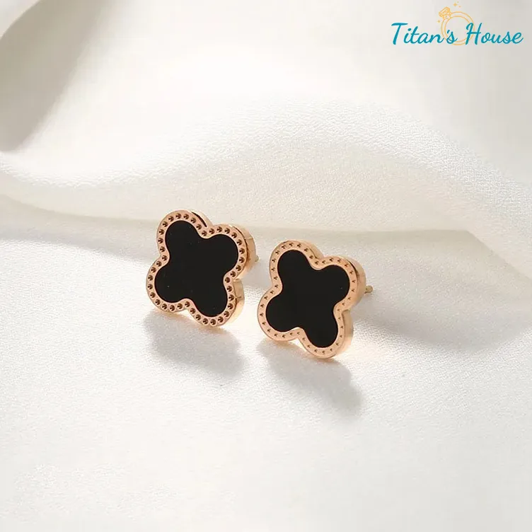 Bông Tai Cỏ 4 Lá Bằng Titan - Titan's House - HT001T