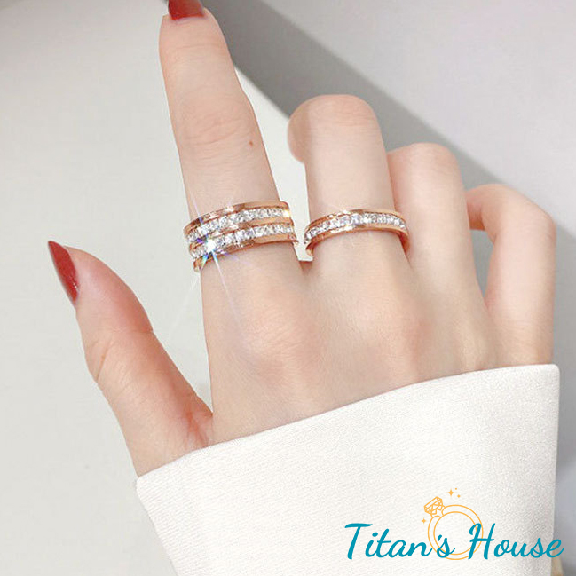 Nhẫn lùa đá Zircon 2 hàng chất liệu titan - Titan's House - N008T