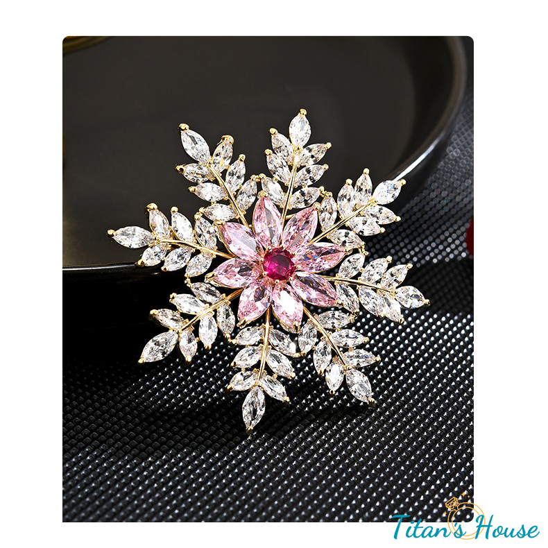 Trâm cài áo full đá Zircon bông tuyết cách điệu cao cấp - Titan's House - TC026T