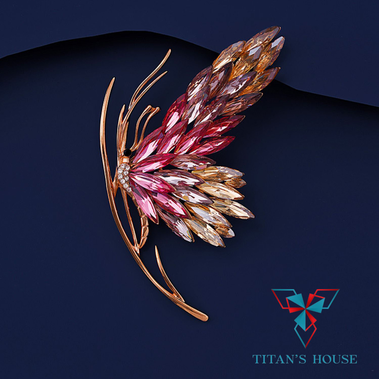 Trâm cài áo bướm hồng đính đá zircon - Titan's House - TC046T